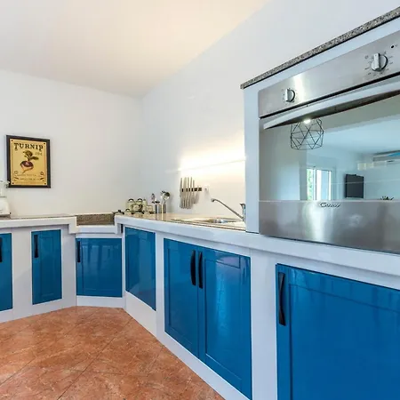 Serene Rural With Pool, Sun Deck, And Children's Play Area Vila